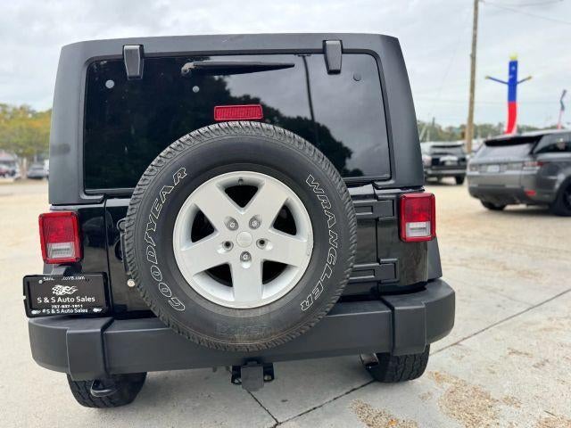 2015 Jeep Wrangler Unlimited 4WD 4dr Sport