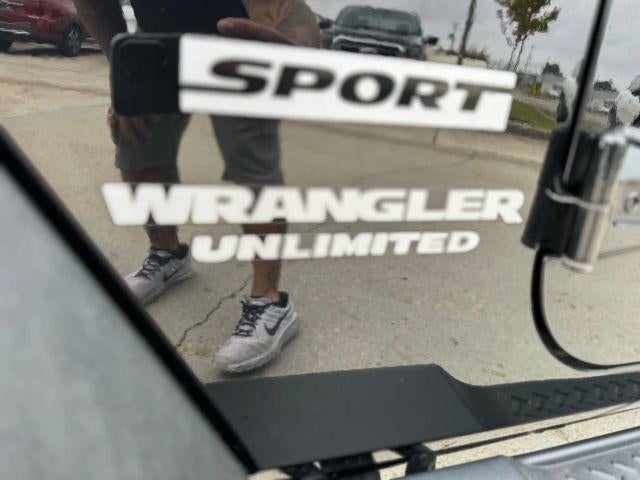 2015 Jeep Wrangler Unlimited 4WD 4dr Sport