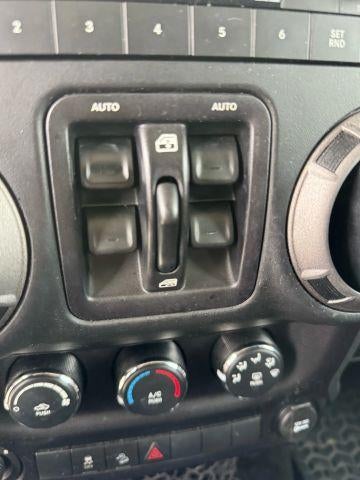 2015 Jeep Wrangler Unlimited 4WD 4dr Sport