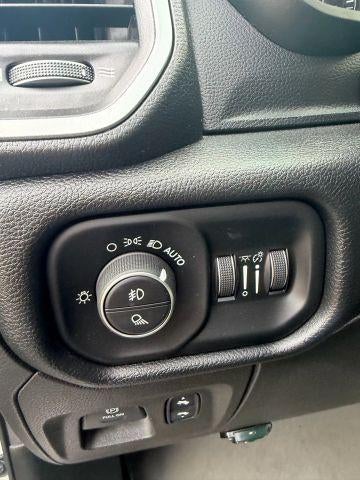 2019 RAM 1500 Big Horn/Lone Star 4x2 Crew Cab 5'7" Box