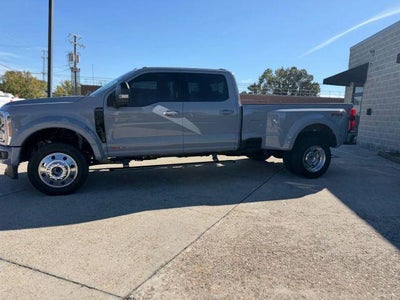 2026 Ford Super Duty F-450 DRW XL 4WD Crew Cab 8' Box