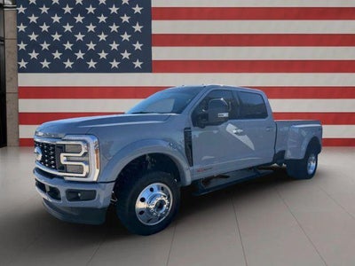 2026 Ford Super Duty F-450 DRW XL 4WD Crew Cab 8' Box