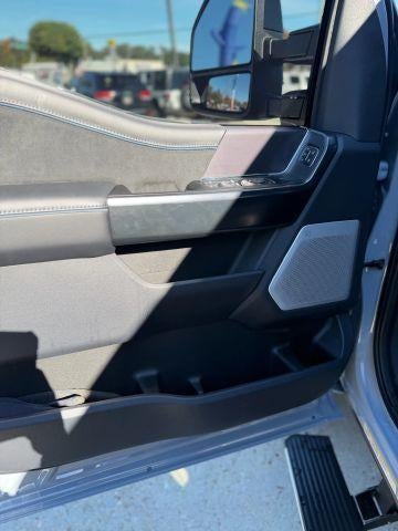 2026 Ford Super Duty F-450 DRW XL 4WD Crew Cab 8' Box