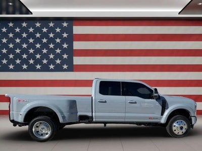 2026 Ford Super Duty F-450 DRW XL 4WD Crew Cab 8' Box