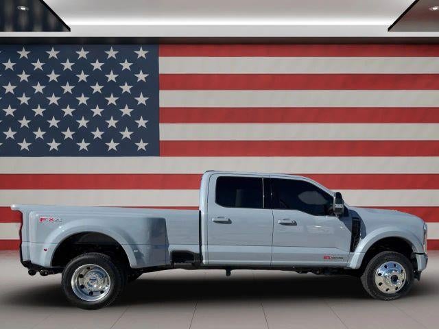 2026 Ford Super Duty F-450 DRW XL 4WD Crew Cab 8' Box