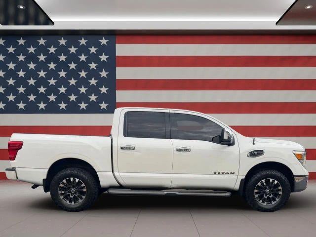 2017 Nissan Titan 4x4 Crew Cab S