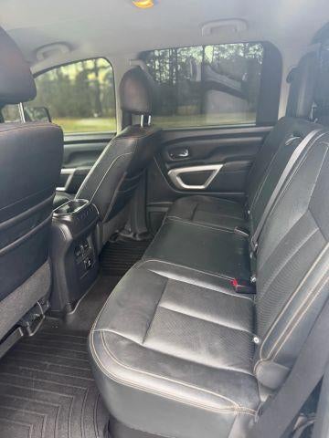 2017 Nissan Titan 4x4 Crew Cab S