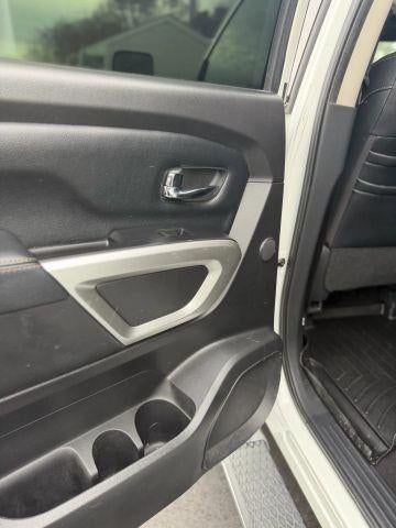 2017 Nissan Titan 4x4 Crew Cab S