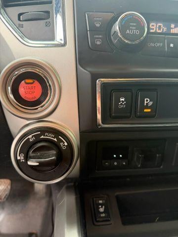 2017 Nissan Titan 4x4 Crew Cab S