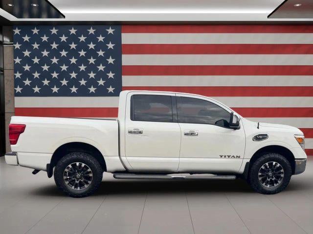 2017 Nissan Titan 4x4 Crew Cab S