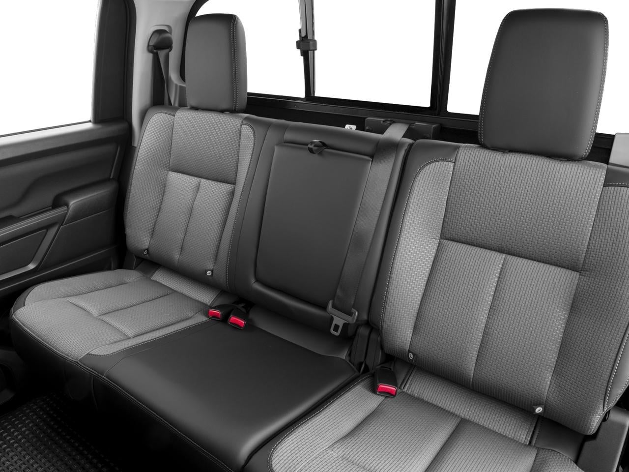 2017 Nissan Titan 4x4 Crew Cab S