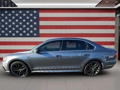 2017 Volkswagen Passat R-Line w/Comfort Pkg Auto
