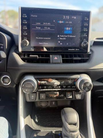 2022 Toyota RAV4 XLE FWD (GS)