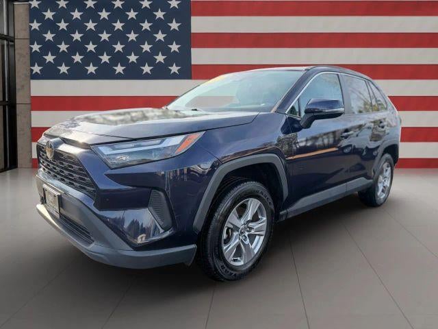2022 Toyota RAV4 XLE FWD (GS)