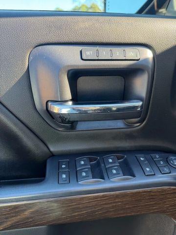 2017 GMC Sierra 1500 Crew Cab Short Box 4-Wheel Drive Denali