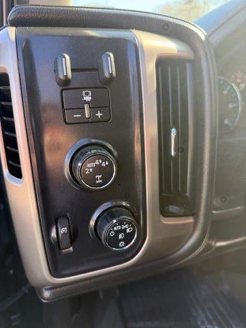 2017 GMC Sierra 1500 Crew Cab Short Box 4-Wheel Drive Denali