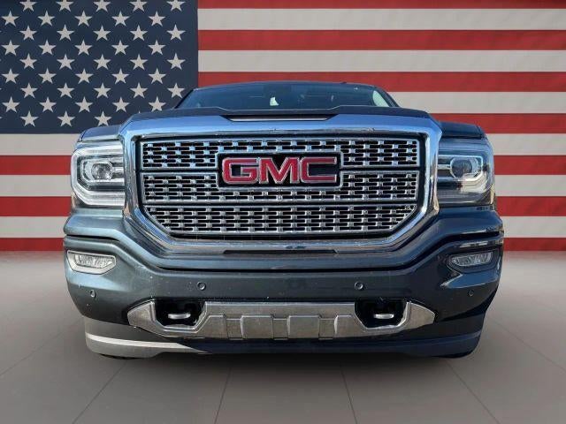 2017 GMC Sierra 1500 Crew Cab Short Box 4-Wheel Drive Denali