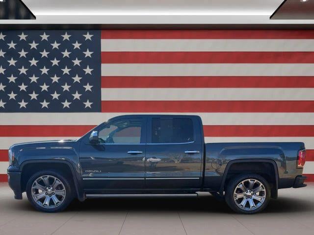 2017 GMC Sierra 1500 Crew Cab Short Box 4-Wheel Drive Denali