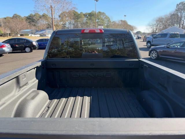 2017 GMC Sierra 1500 Crew Cab Short Box 4-Wheel Drive Denali