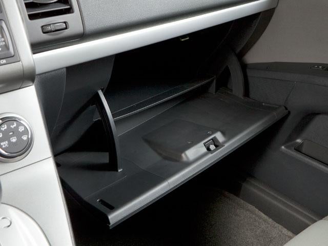 2010 Nissan Sentra 4dr Sdn I4 CVT 2.0