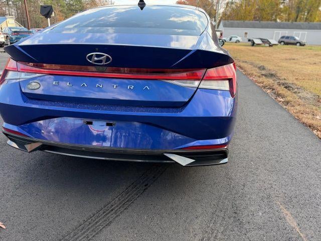 2022 Hyundai ELANTRA SEL IVT