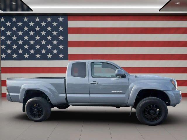 2011 Toyota Tacoma 4WD Access Cab Standard Bed V6 Manual (Natl)