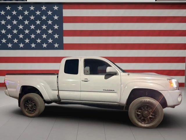2011 Toyota Tacoma 4WD Access Cab Standard Bed V6 Manual (Natl)