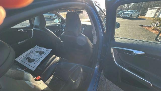 2014 Volvo S60 4dr Sdn T5 AWD